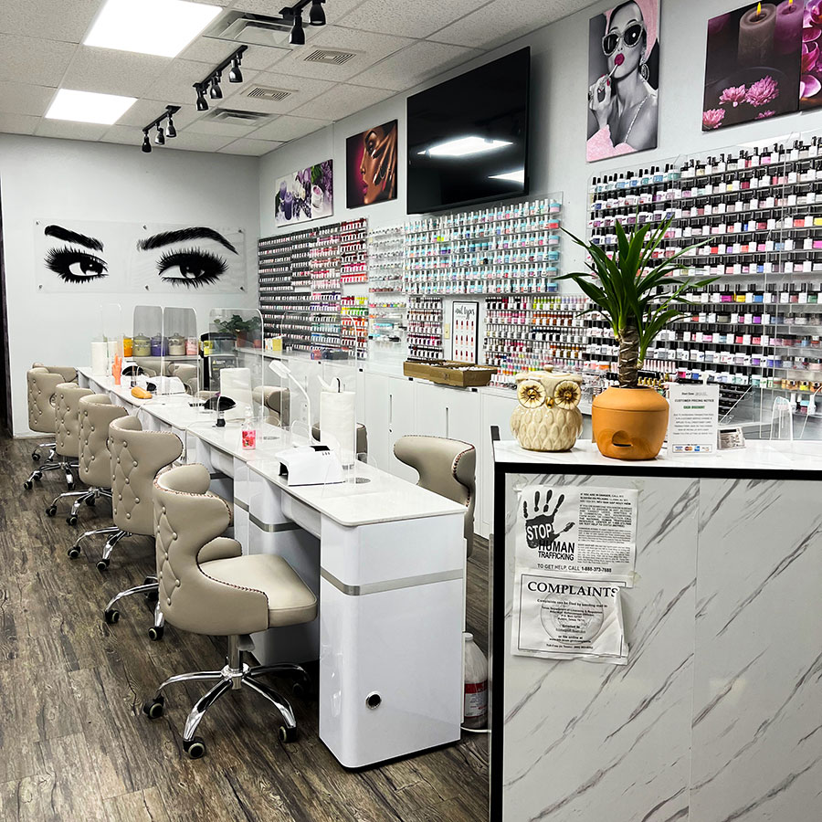 Studio Nails & Lashes